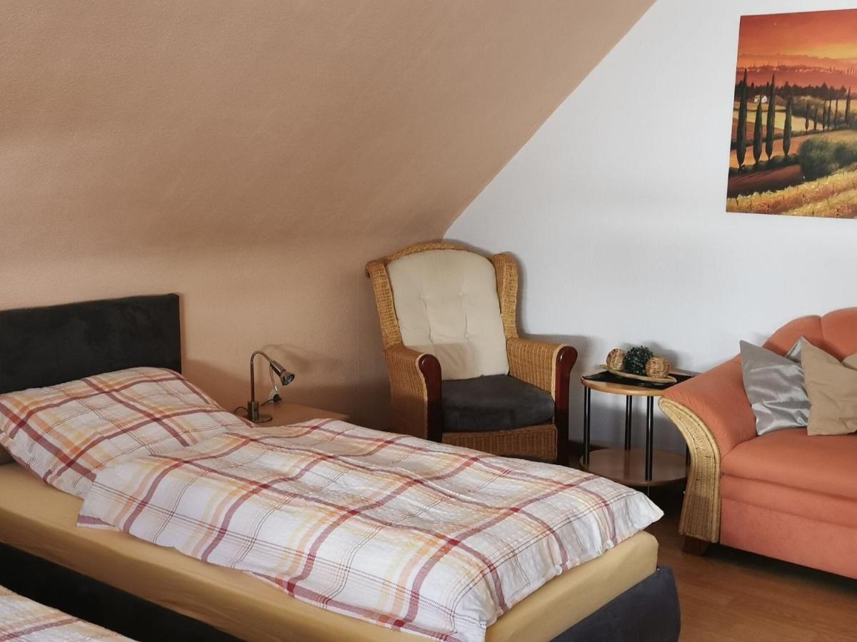 Cozy Apartment With Private Garden In Nisterau Lautzenbrücken Exterior foto