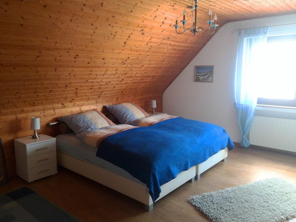 Cozy Apartment With Private Garden In Nisterau Lautzenbrücken Exterior foto