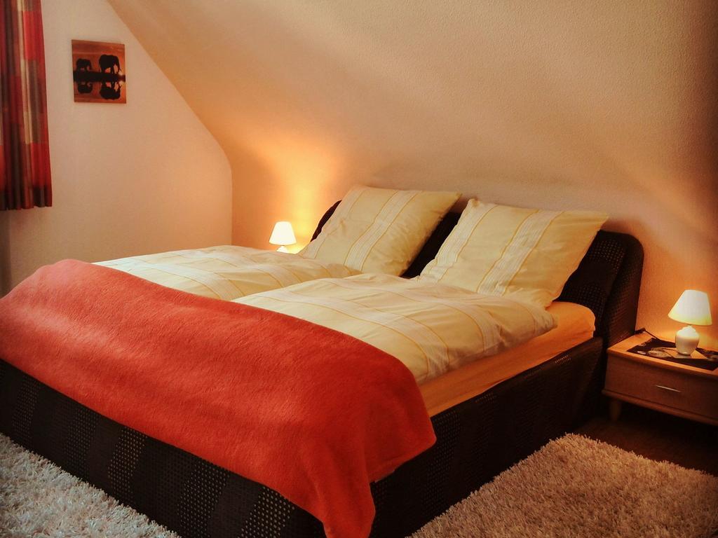 Cozy Apartment With Private Garden In Nisterau Lautzenbrücken Exterior foto