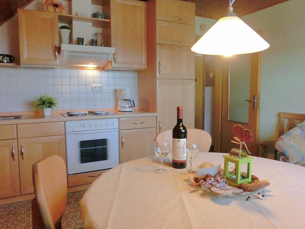 Cozy Apartment With Private Garden In Nisterau Lautzenbrücken Exterior foto